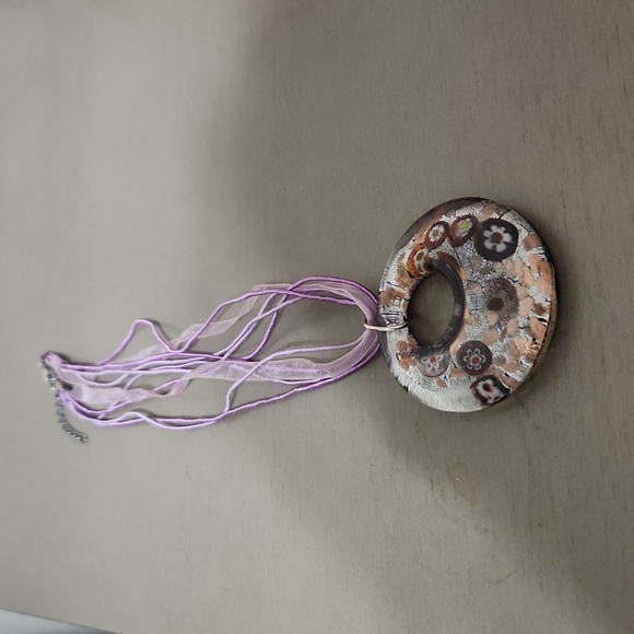 Beautiful purple Statement Necklace - Picture 2 of 4